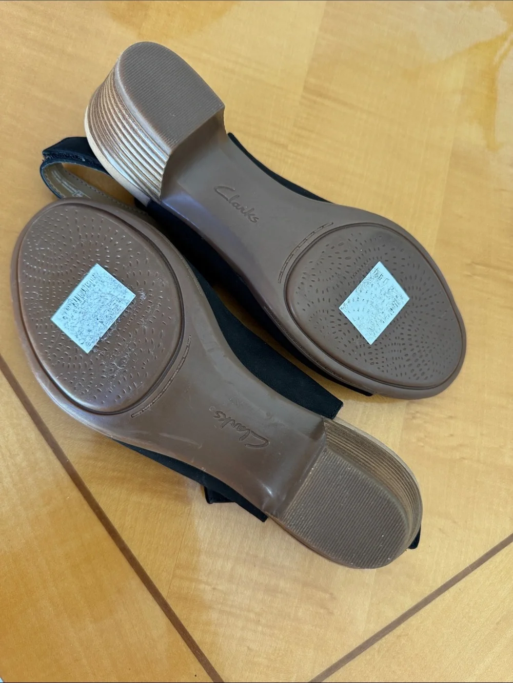 Cloudsteppers by Clarks Black Cutout Slingback Sandals size 9